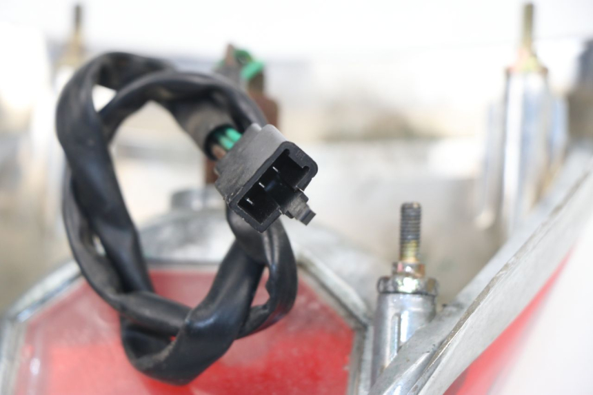 photo de LUZ TRASERA SYM FIDDLE 2 S 125 (2012 - 2014)