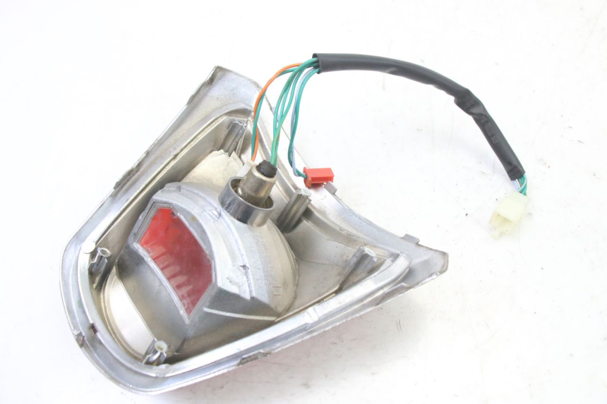 photo de LUZ TRASERA SYM FIDDLE 3 III 125 (2014 - 2020)