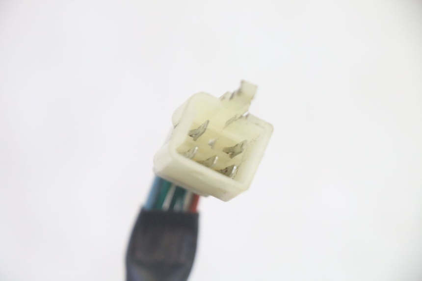 photo de LUZ TRASERA SYM FIDDLE 3 III 125 (2014 - 2020) - Estado de la superficie y material