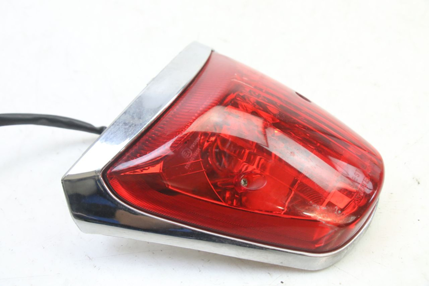 photo de LUZ TRASERA SYM FIDDLE 3 III 50 (2014 - 2020)