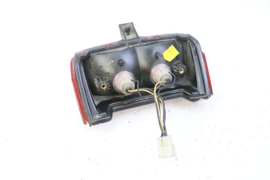 photo de LUZ TRASERA YAMAHA FJ 36Y 1100 (1984 - 1985)