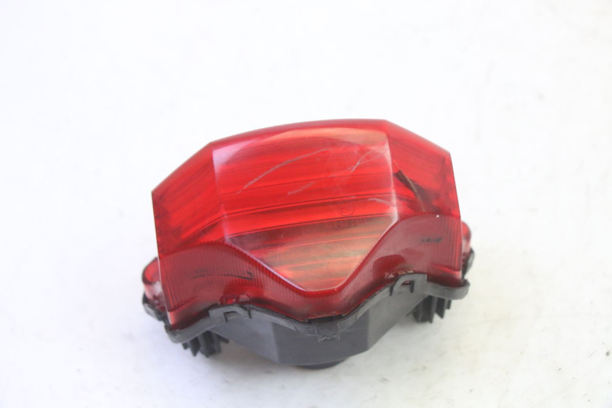 photo de LUZ TRASERA YAMAHA FZ6 N FAZER 600 (2004 - 2006)