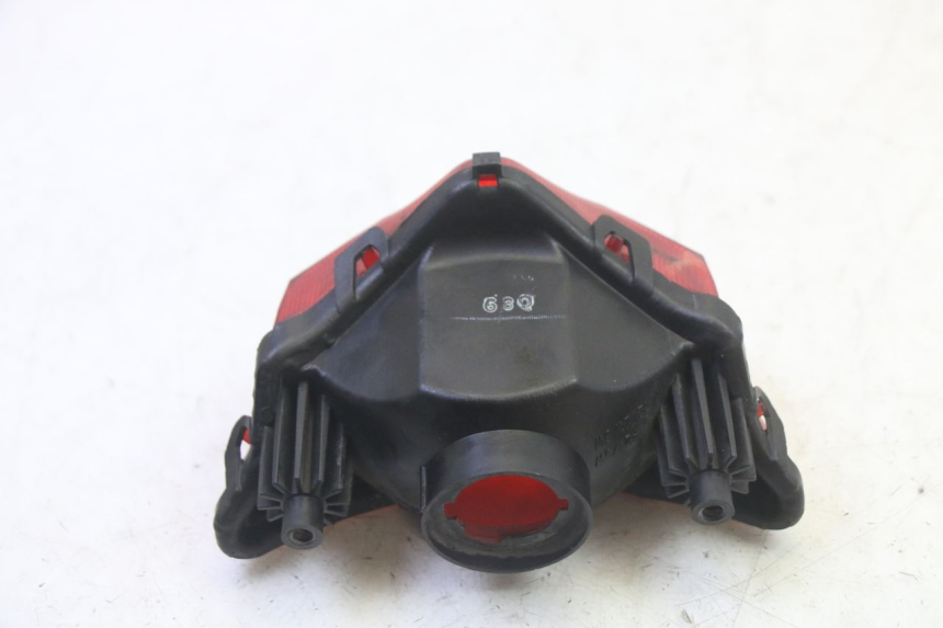 photo de LUZ TRASERA YAMAHA FZ6 N FAZER 600 (2004 - 2006)