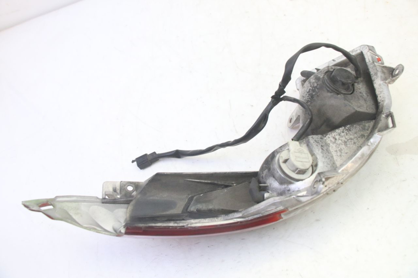 photo de LUZ TRASERA IZQUIERDA HONDA FES S-WING SWING ABS 125 (2007 - 2015)