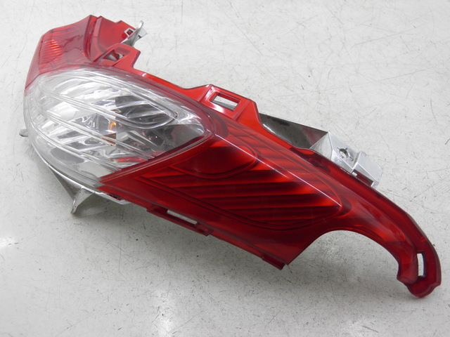 photo de LUZ TRASERA IZQUIERDA HONDA FES S-WING SWING 125 (2007 - 2015)