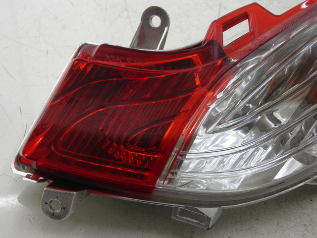 photo de LUZ TRASERA IZQUIERDA HONDA FES S-WING SWING 125 (2007 - 2015)