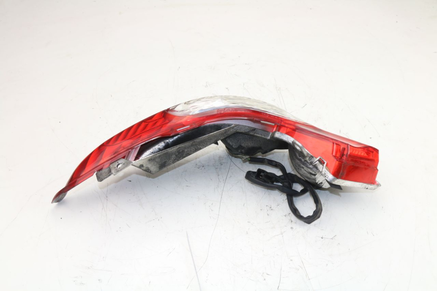 photo de LUZ TRASERA IZQUIERDA HONDA FES S-WING SWING 125 (2007 - 2015)