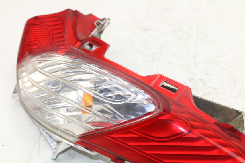 photo de LUZ TRASERA IZQUIERDA HONDA FES S-WING SWING 125 (2007 - 2015)