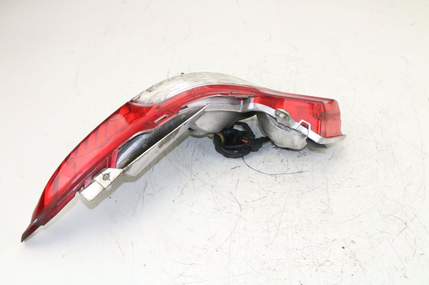 photo de LUZ TRASERA IZQUIERDA HONDA FES S-WING SWING 125 (2007 - 2015)