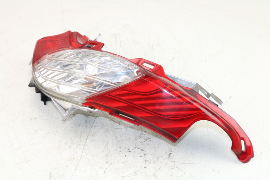 photo de LUZ TRASERA IZQUIERDA HONDA FES S-WING SWING ABS 125 (2007 - 2015)