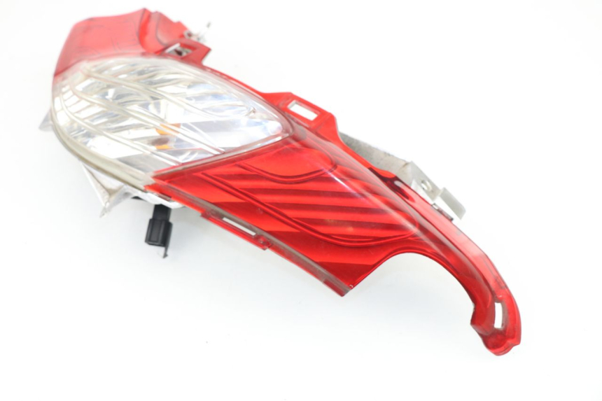 photo de LUZ TRASERA IZQUIERDA HONDA FES S-WING SWING ABS 125 (2007 - 2015)