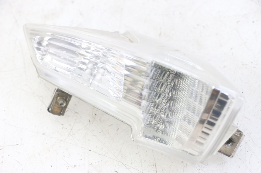 photo de LUZ TRASERA IZQUIERDA PIAGGIO IE MP3 YOURBAN 300 (2011 - 2016)