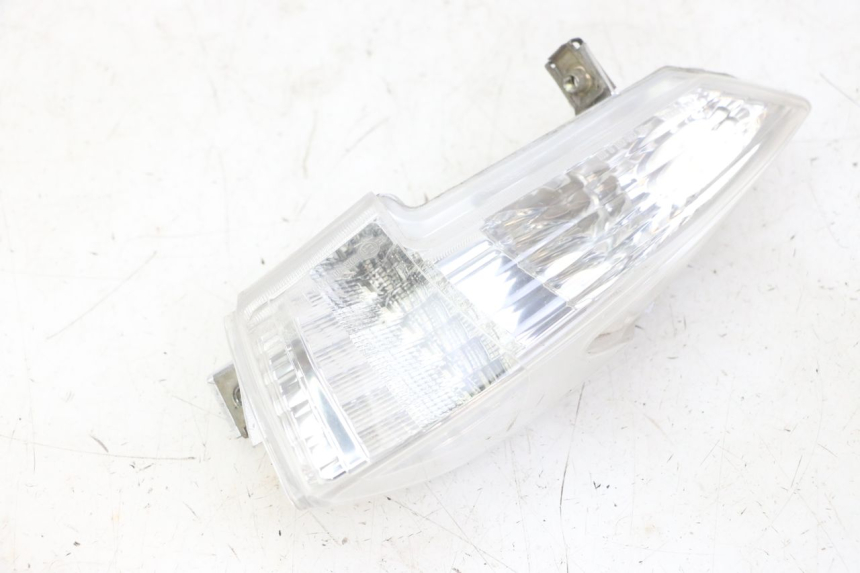 photo de LUZ TRASERA IZQUIERDA PIAGGIO IE MP3 YOURBAN 300 (2011 - 2016)