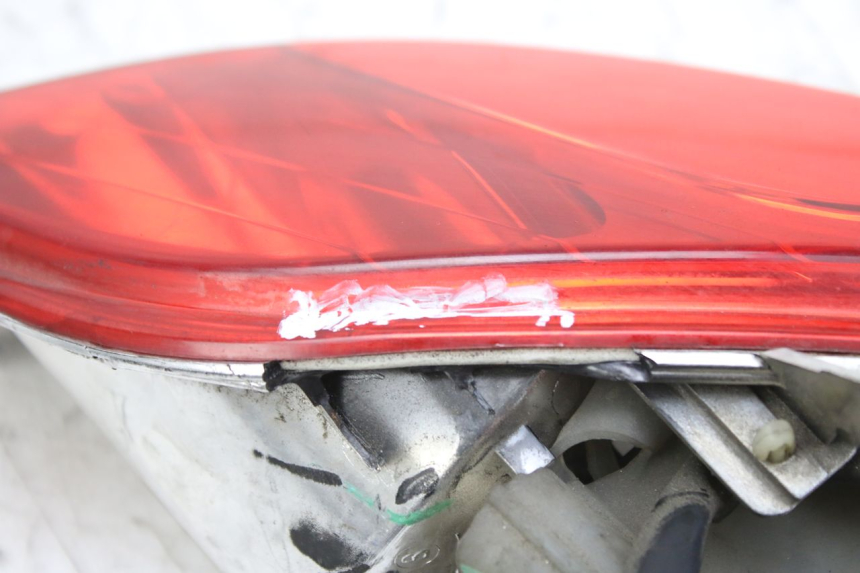photo de FARO TRASERO IZQUIERDO MBK SKYCRUISER 125 (2010 - 2013)