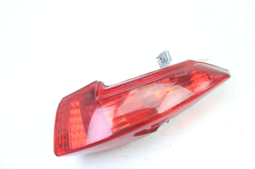 photo de LUZ TRASERA IZQUIERDA PIAGGIO MP3 HPE 310 (2024 - 2025)