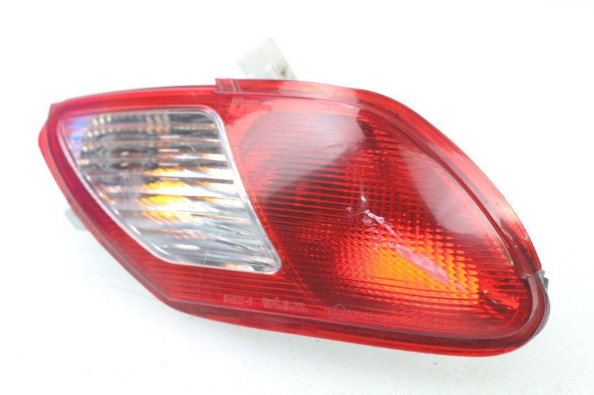 photo de LUZ TRASERA IZQUIERDA PIAGGIO MP3 LT 300 (2010 - 2016)