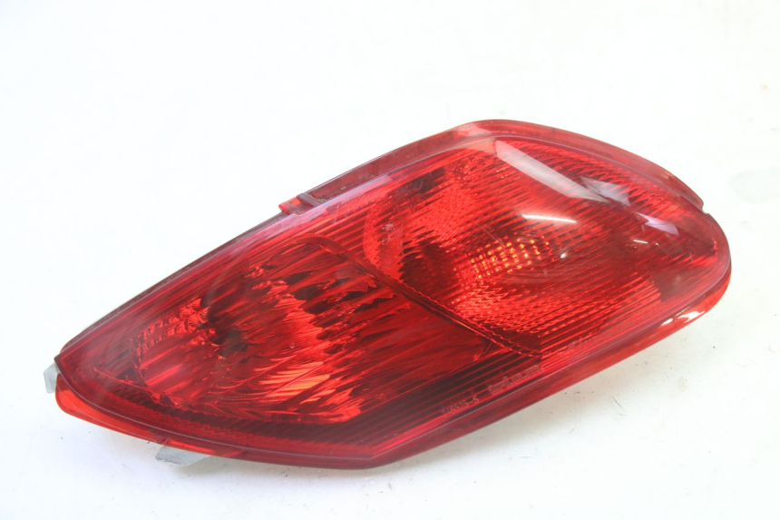 photo de LUZ TRASERA IZQUIERDA PIAGGIO MP3 LT 300 (2010 - 2016)