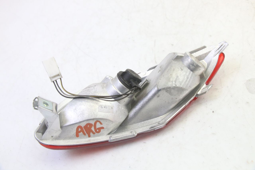 photo de LUZ TRASERA IZQUIERDA PIAGGIO MP3 LT 300 (2010 - 2016)