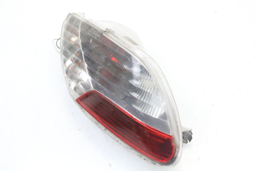 photo de LUZ TRASERA IZQUIERDA PIAGGIO MP3 125 (2006 - 2014)