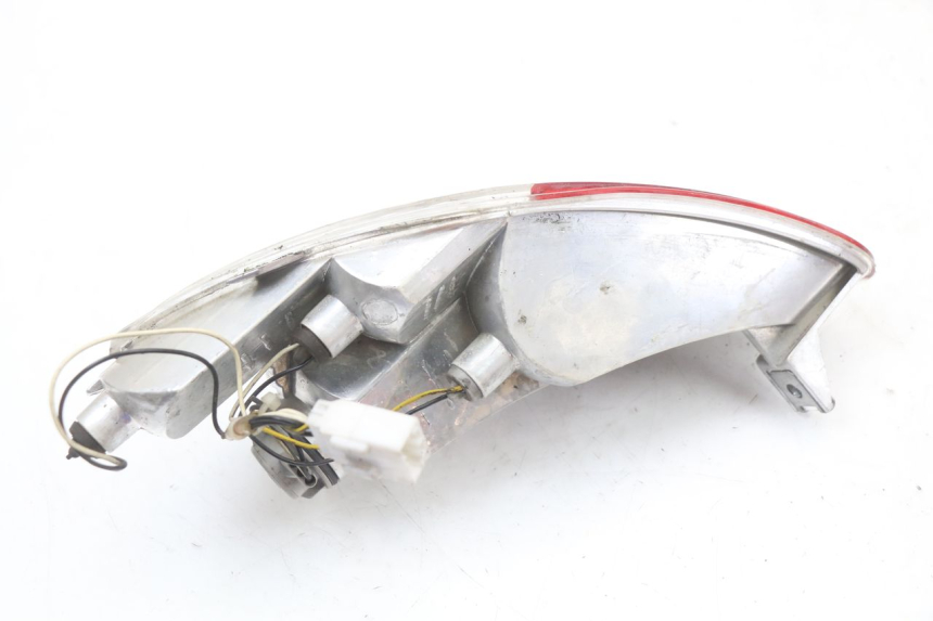 photo de LUZ TRASERA IZQUIERDA PIAGGIO MP3 125 (2006 - 2014)