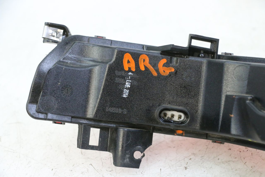 photo de LUZ TRASERA IZQUIERDA PIAGGIO MP3 500 (2014 - 2016)