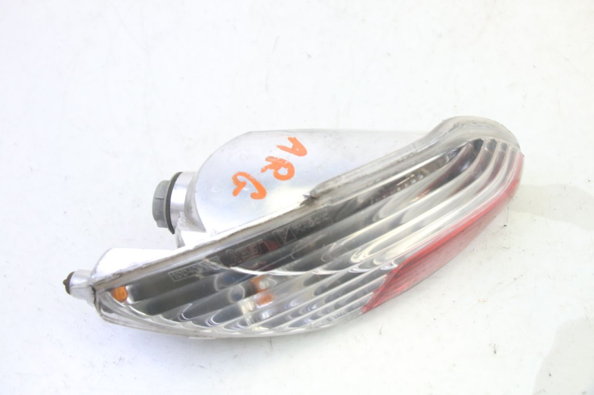 photo de LUZ TRASERA IZQUIERDA PIAGGIO MP3 125 (2006 - 2014)