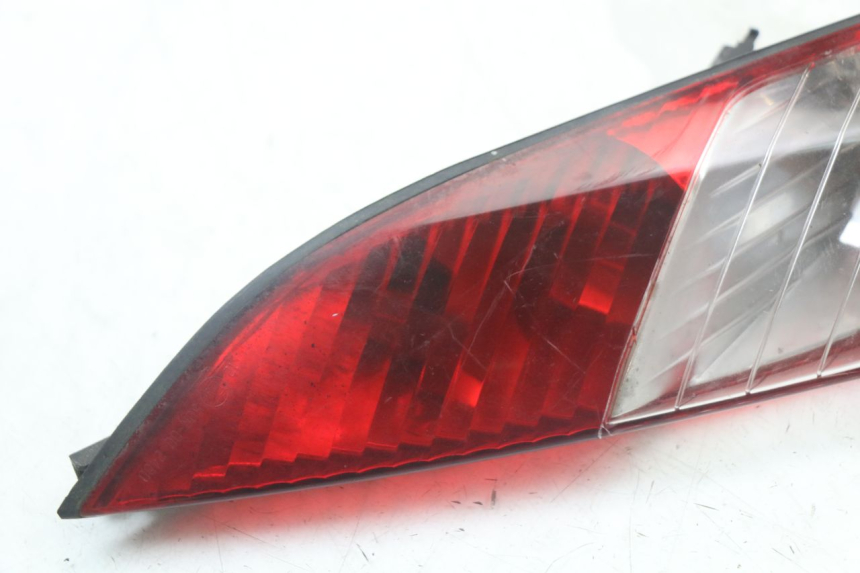 photo de FARO TRASERO IZQUIERDO PEUGEOT SATELIS 125 (2006 - 2009)