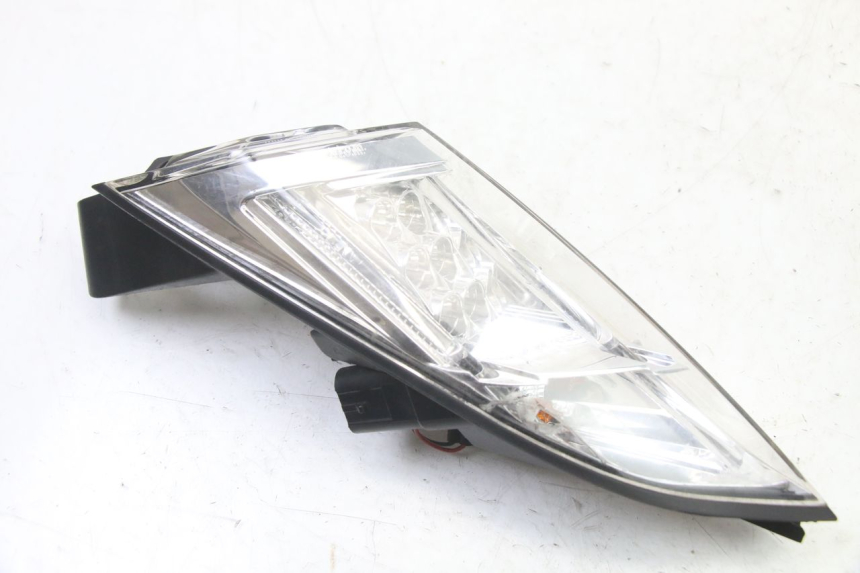 photo de LUZ TRASERA IZQUIERDA PEUGEOT SATELIS 125 (2013 - 2018)