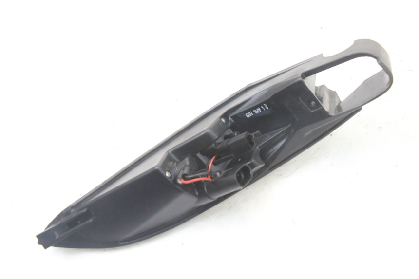 photo de LUZ TRASERA IZQUIERDA PEUGEOT SATELIS 125 (2013 - 2018)