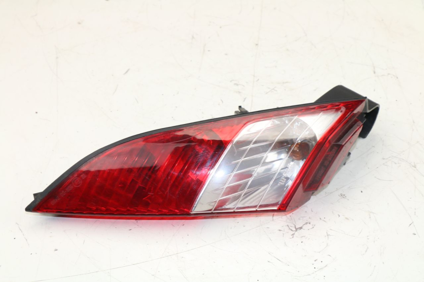 photo de FARO TRASERO IZQUIERDO PEUGEOT SATELIS 125 (2010 - 2012)