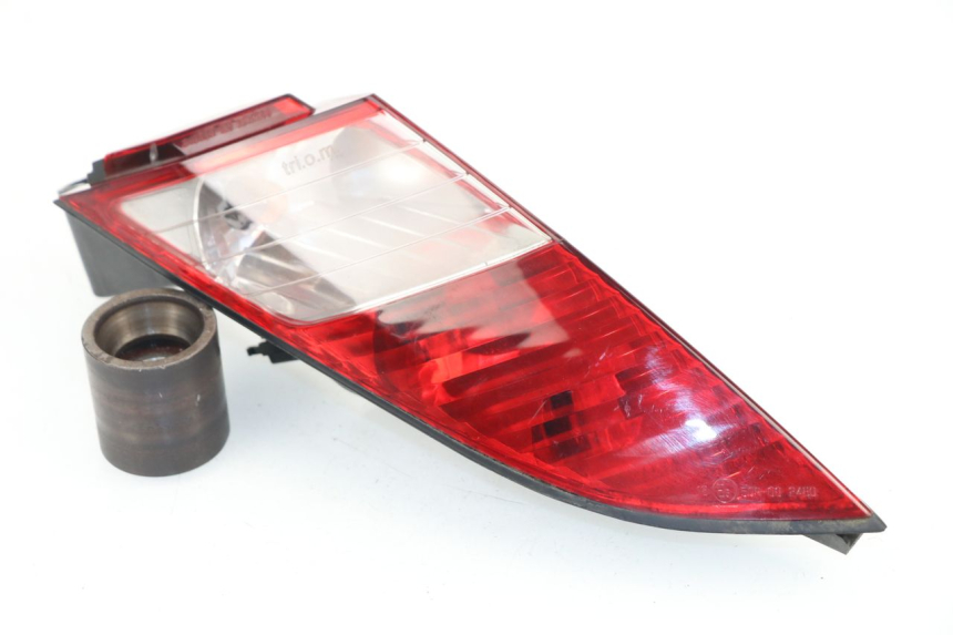 photo de FARO TRASERO IZQUIERDO PEUGEOT SATELIS 125 (2006 - 2009)