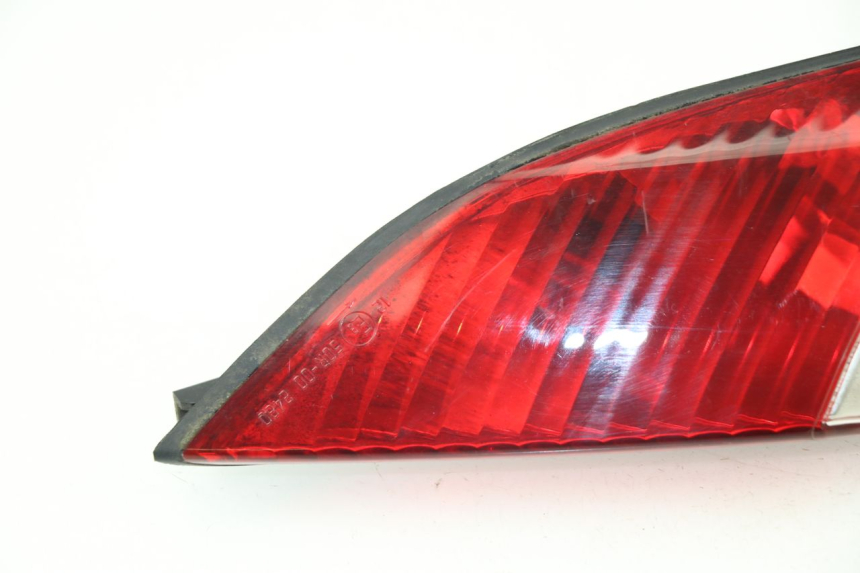 photo de FARO TRASERO IZQUIERDO PEUGEOT SATELIS 125 (2006 - 2009)