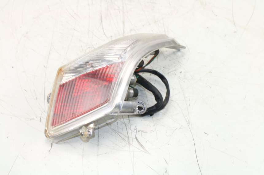 photo de LUZ TRASERA IZQUIERDA PEUGEOT VIVACITY NEW 4T 50 (2008 - 2017)