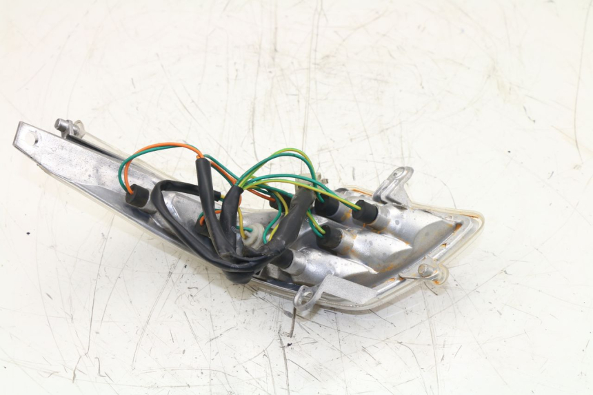 photo de LUZ TRASERA IZQUIERDA PEUGEOT VIVACITY NEW 4T 50 (2008 - 2017)