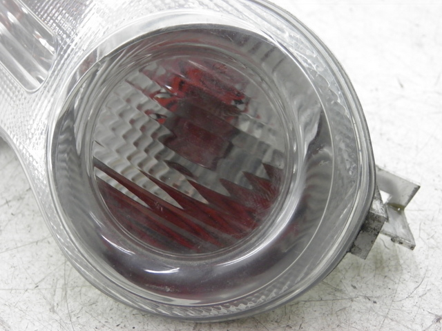 photo de LUZ TRASERA IZQUIERDA PIAGGIO CARNABY 125 (2007 - 2011)