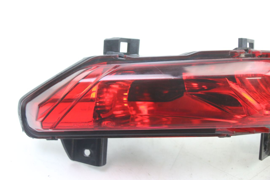 photo de LUZ TRASERA IZQUIERDA PIAGGIO MP3 500 (2014 - 2016)