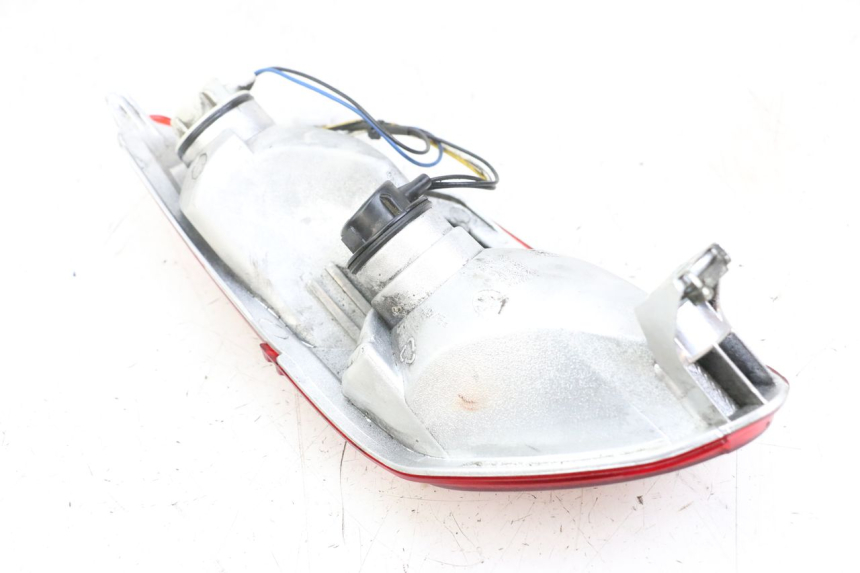 photo de FARO TRASERO IZQUIERDO PIAGGIO MP3 LT 400 (2007 - 2012)