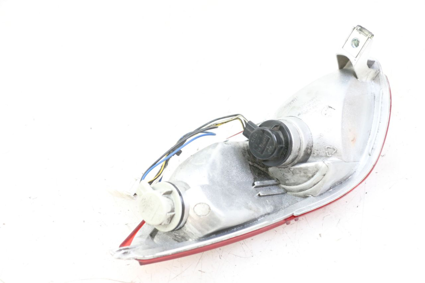 photo de FARO TRASERO IZQUIERDO PIAGGIO MP3 LT 400 (2007 - 2012)