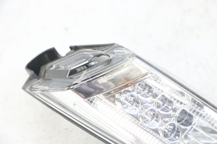photo de LUZ TRASERA IZQUIERDA PEUGEOT SATELIS 125 (2013 - 2018)