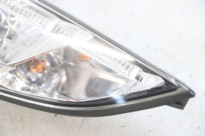photo de LUZ TRASERA IZQUIERDA PEUGEOT SATELIS 125 (2013 - 2018)