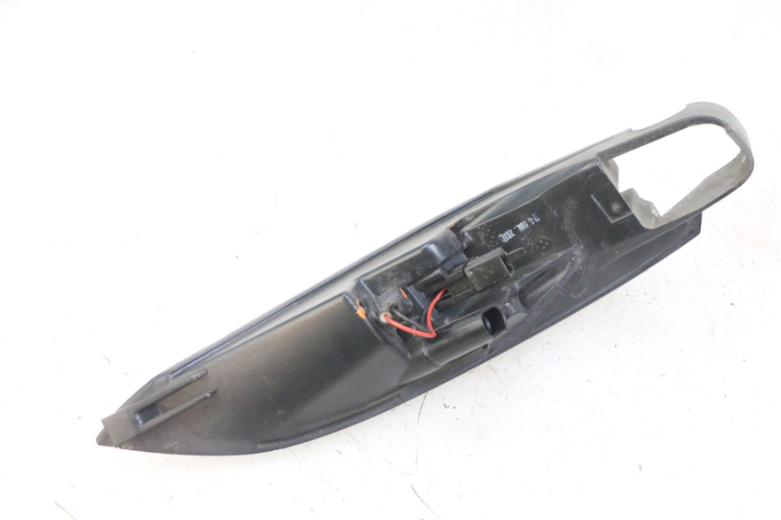 photo de LUZ TRASERA IZQUIERDA PEUGEOT SATELIS 125 (2013 - 2018)