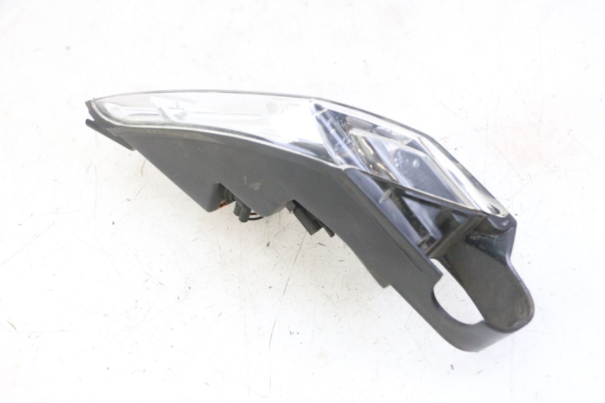 photo de LUZ TRASERA IZQUIERDA PEUGEOT SATELIS 125 (2013 - 2018)
