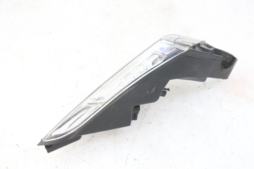 photo de LUZ TRASERA IZQUIERDA PEUGEOT SATELIS 125 (2013 - 2018)