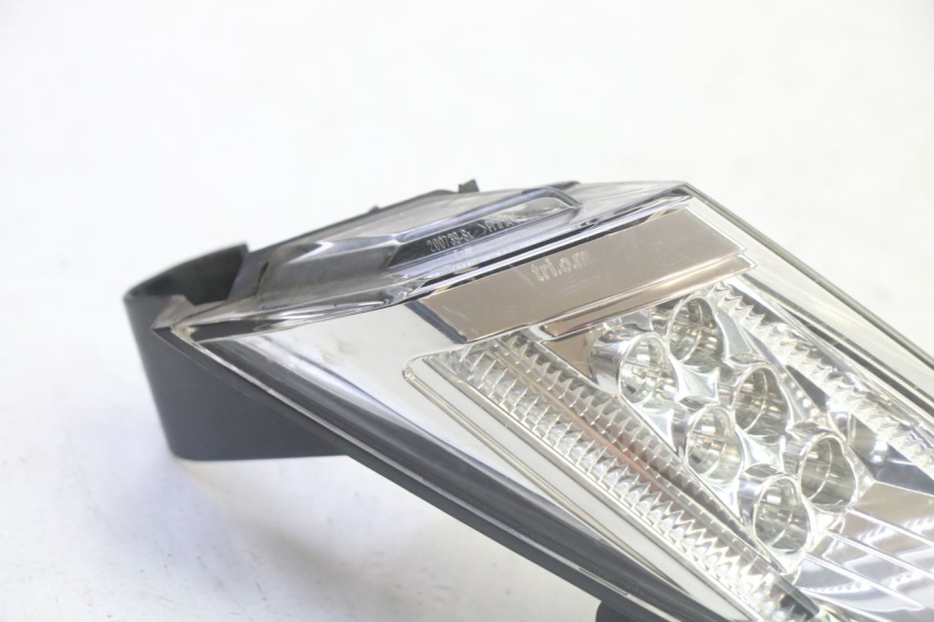 photo de FARO TRASERO IZQUIERDO PEUGEOT SATELIS 125 (2010 - 2012)