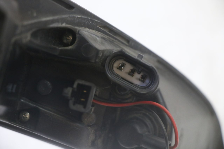 photo de FARO TRASERO IZQUIERDO PEUGEOT SATELIS 125 (2010 - 2012)