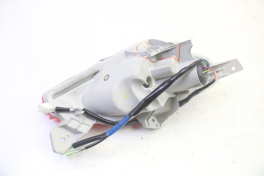 photo de LUZ TRASERA IZQUIERDA YAMAHA TRICITY 300 (2020 - 2024) - Vista general del producto