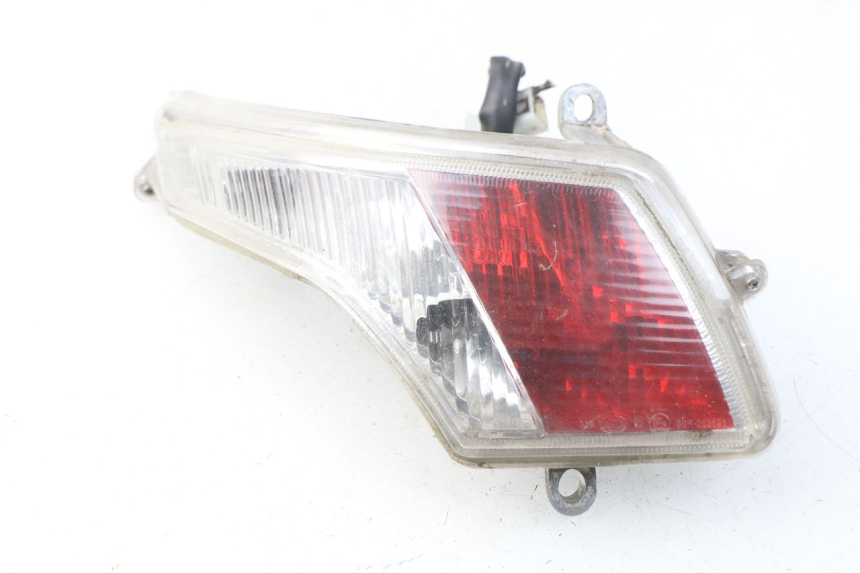 photo de LUZ TRASERA IZQUIERDA PEUGEOT VIVACITY NEW 4T 50 (2008 - 2017)