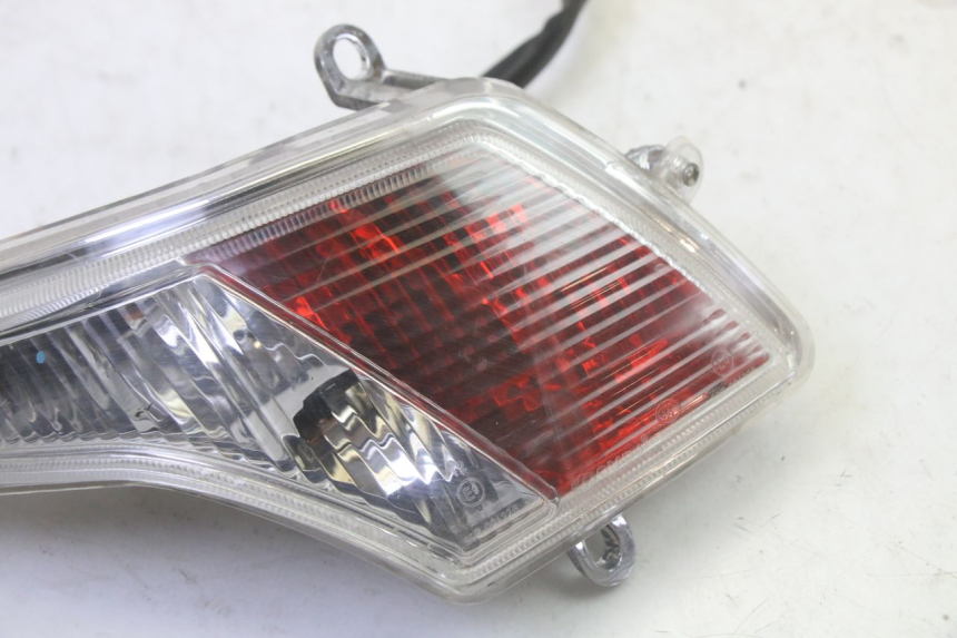 photo de LUZ TRASERA IZQUIERDA PEUGEOT VIVACITY NEW 4T 50 (2008 - 2017)