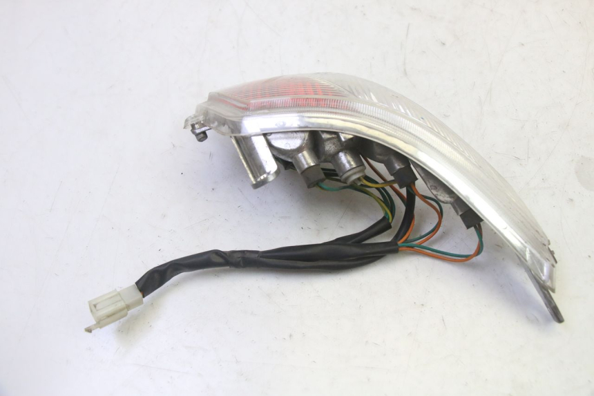 photo de LUZ TRASERA IZQUIERDA PEUGEOT VIVACITY NEW 4T 50 (2008 - 2017)