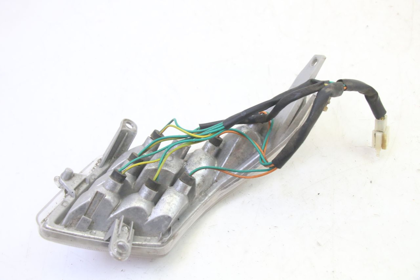 photo de LUZ TRASERA IZQUIERDA PEUGEOT VIVACITY NEW 4T 50 (2008 - 2017)